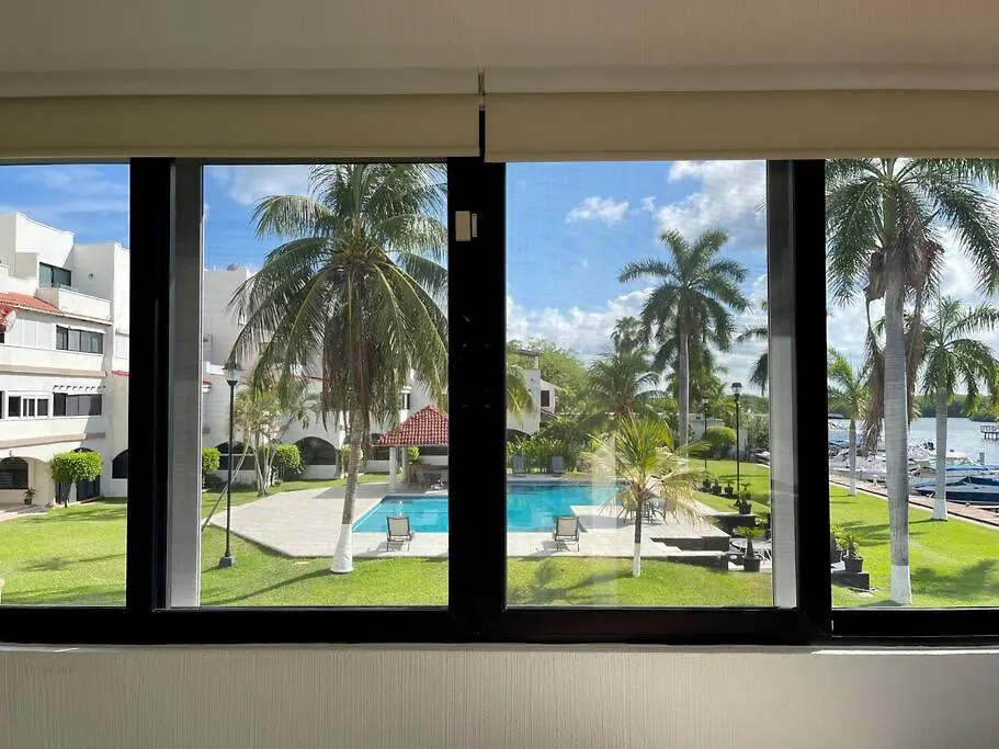 Stylish Lagoon Front Villa By Casa Paraiso Cancun