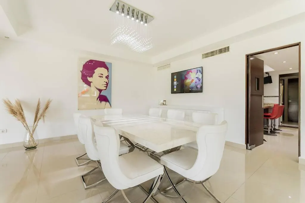 Stylish Lagoon Front Villa By Casa Paraiso Cancun
