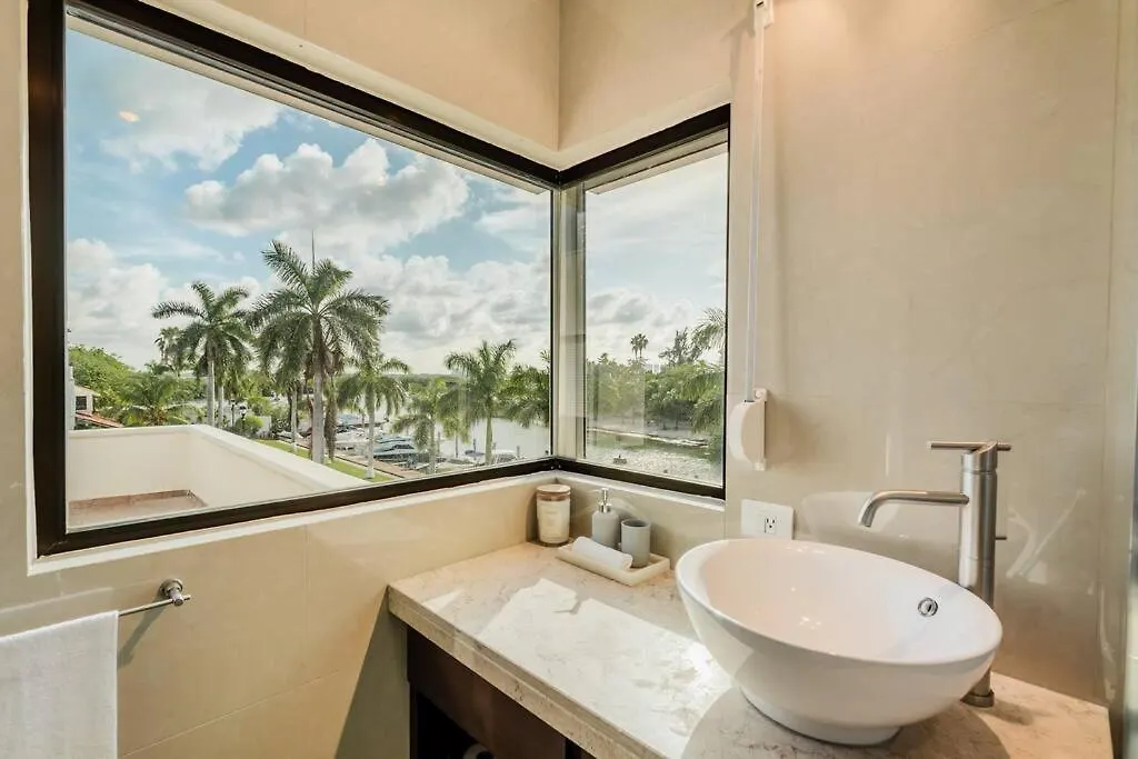 Stylish Lagoon Front Villa By Casa Paraiso Cancun
